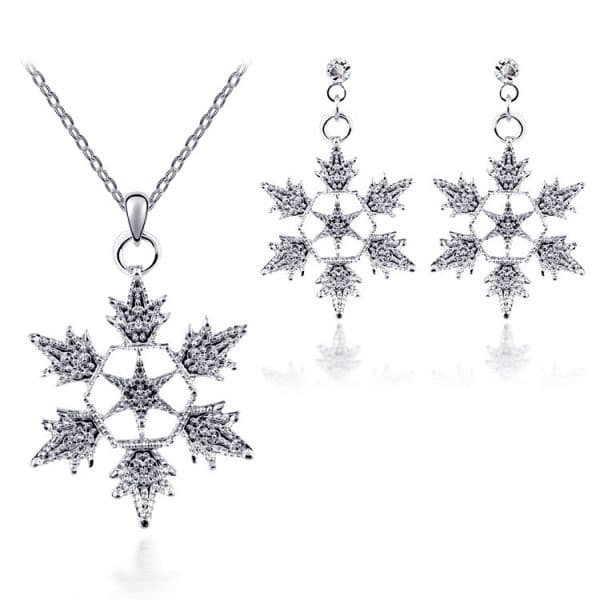 Exquisite bridal christmas snowflake necklace