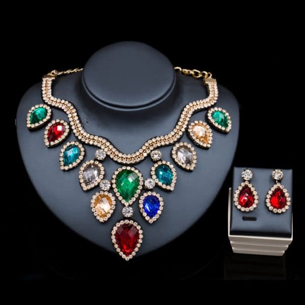 colorful exaggerated bride necklace